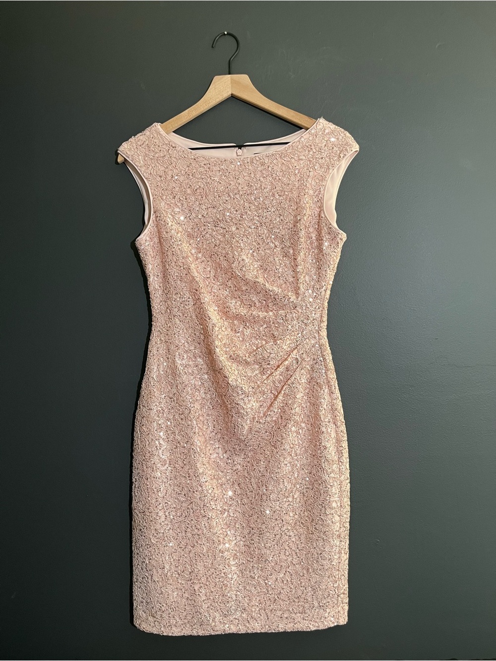 Vince Camuto Pink Sequin Lace Cocktail Dress Sleeveless Size 6